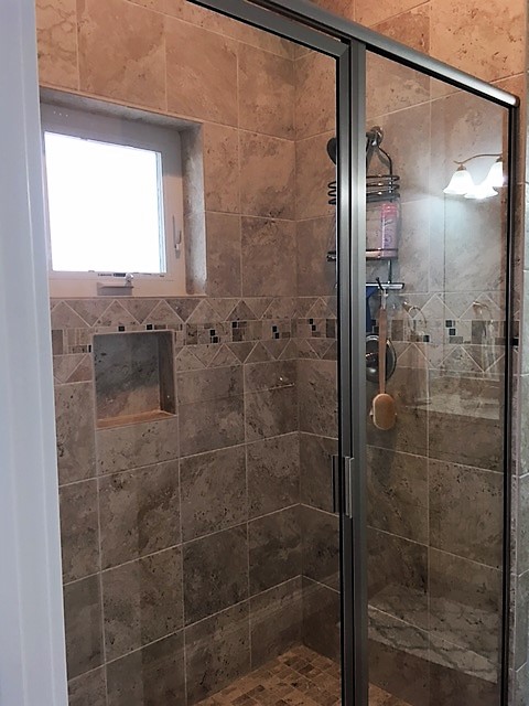 Waves Real Estate - Custom Tiled Shower